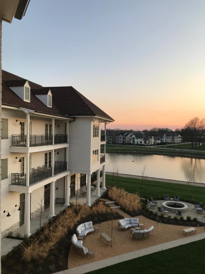 The Inn At Meadowbrook Όβερλαντ Παρκ Εξωτερικό φωτογραφία